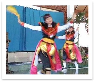 Gambar Tradisi